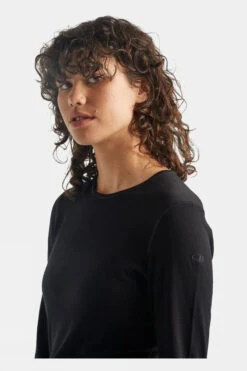 Icebreaker Womens 260 Tech Long Sleeve Crew Top 11 Icebreaker Womens 260 Tech Long Sleeve Crew Top -Craghop Clothing Shop a4924804 7070 h