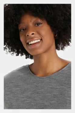 Icebreaker Womens Drayden Reversible Tee -Craghop Clothing Shop b11bac0141 7331 d