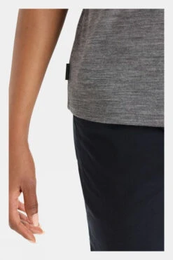 Icebreaker Womens Drayden Reversible Tee -Craghop Clothing Shop b11bac0141 7331 g
