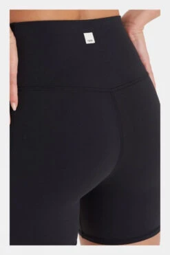 Vuori Womens Studio Pocket Shorts -Craghop Clothing Shop b11caa0151 7070 t