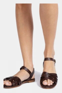 Penelope Chilvers Womens Shepherdess Leather Sandals -Craghop Clothing Shop b21bbb0039 6060 p