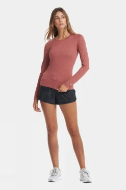 Vuori Womens Lux Crew Long Sleeve Top 7 Vuori Womens Lux Crew Long Sleeve Top -Craghop Clothing Shop c11bab0047 3232 d