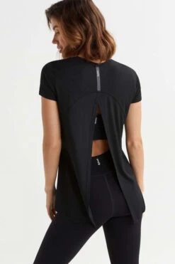 Lilybod Womens Kendell T-Shirt -Craghop Clothing Shop c11bac0150 7070 c